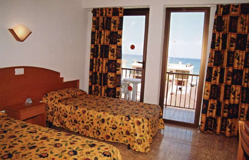 Hotel Villa Barbara Can Picafort  Exterior photo